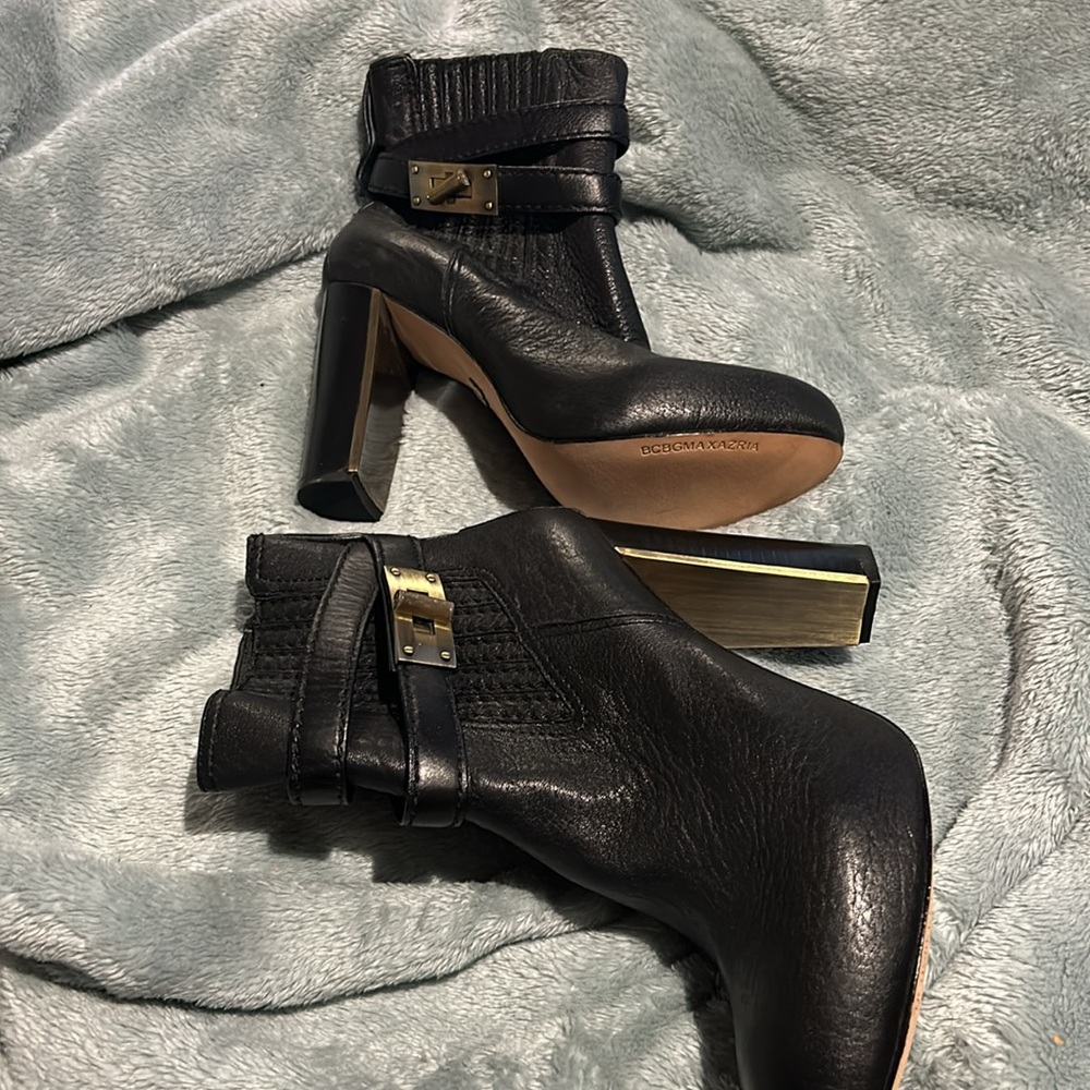 BCBG Black Leather Booties With Wrap Buckle Detail-NWT-Sz 8.5